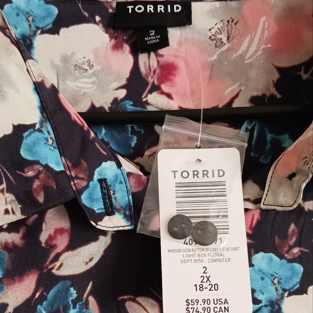 NWT Torrid Blouse